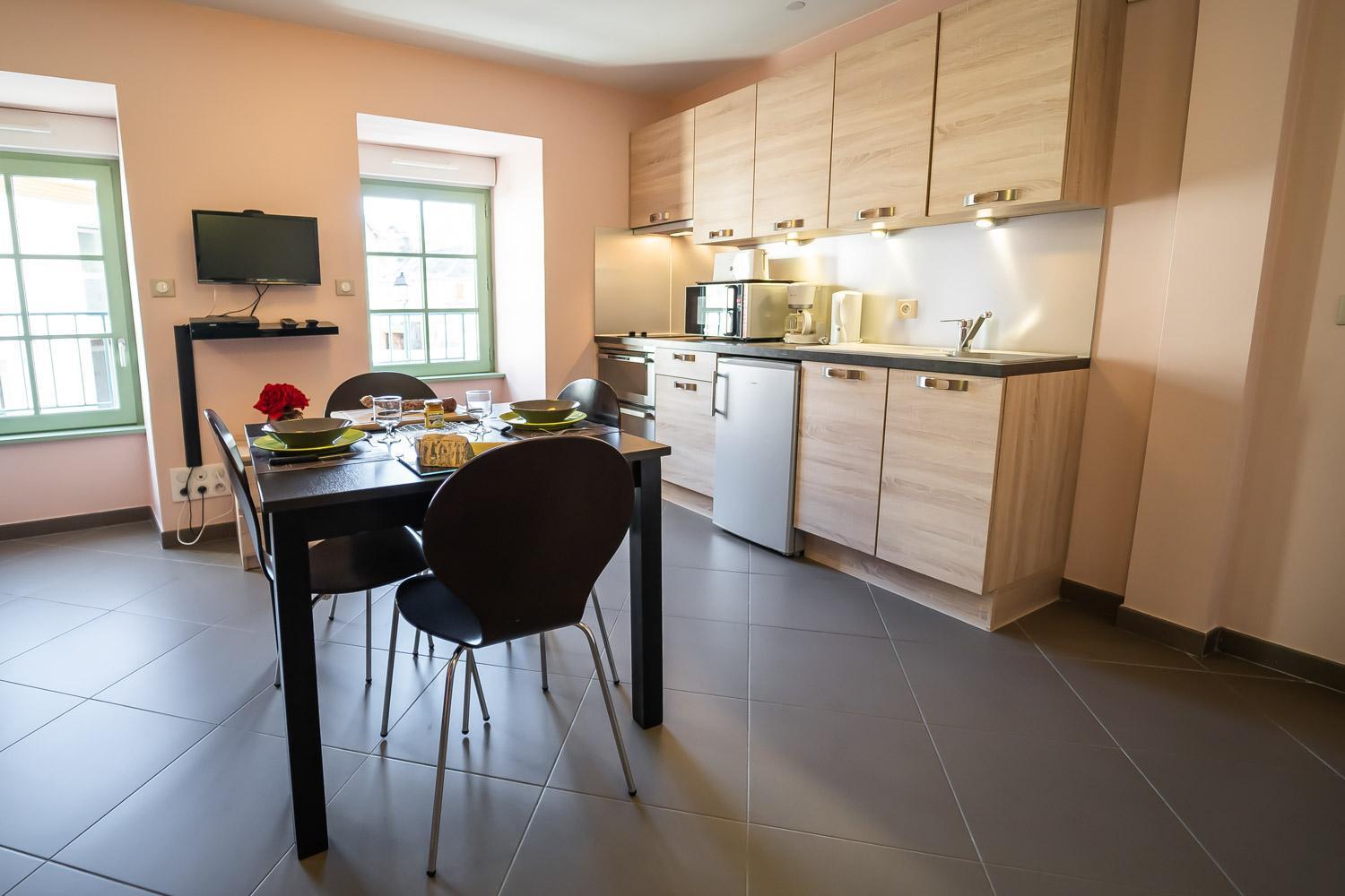 Les Rives Du Bes Apartment *